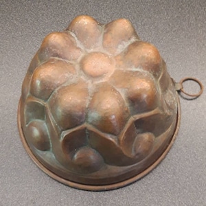 Antieke Franse koperen gelei mould