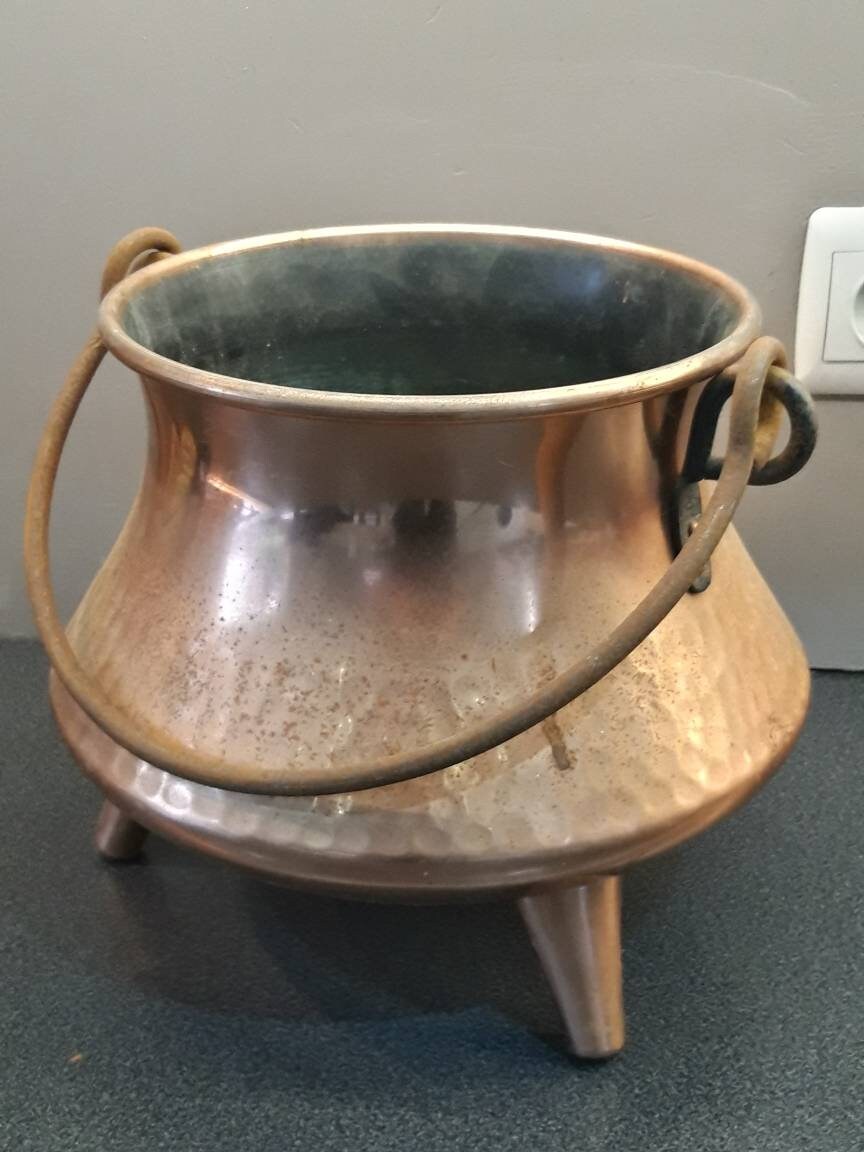 Grand Chaudron de Cuivre Français Fabriqué Par Villedieu