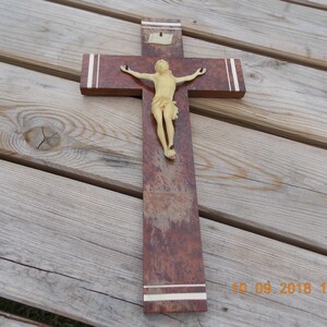 Vintage Französisch Holz Kruzifix / Kreuz Wand hängen religiösen Jesus auf Kruzifix
