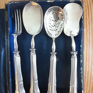 Stunning set of silver spoons