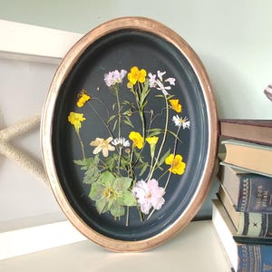 Pressed Flowers oval framed anniversary dried flower bouquet, preserve bouquets, decoration, grandma gift, vintage style, Shabby chic decor