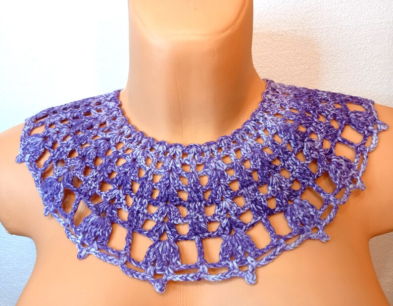 Handmade crochet detachable collar, lavender shaded lace collar