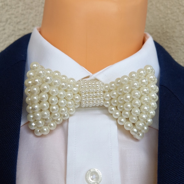 White Bow tie, Pearls bridal bow tie, White Bow tie for man for woman, 30 pearly wedding anniversary bow tie, Gift for him,