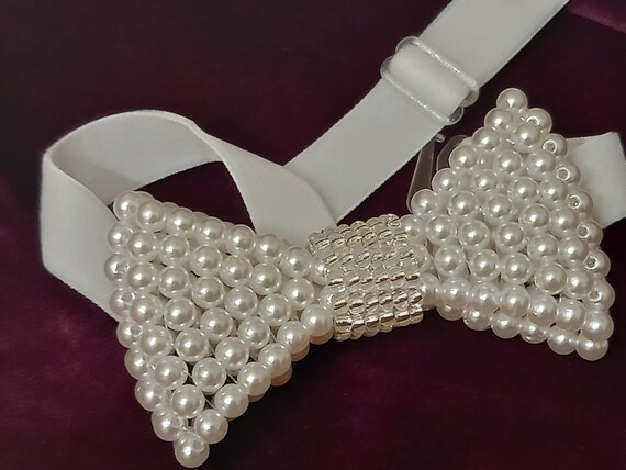 pearl white bow tie
