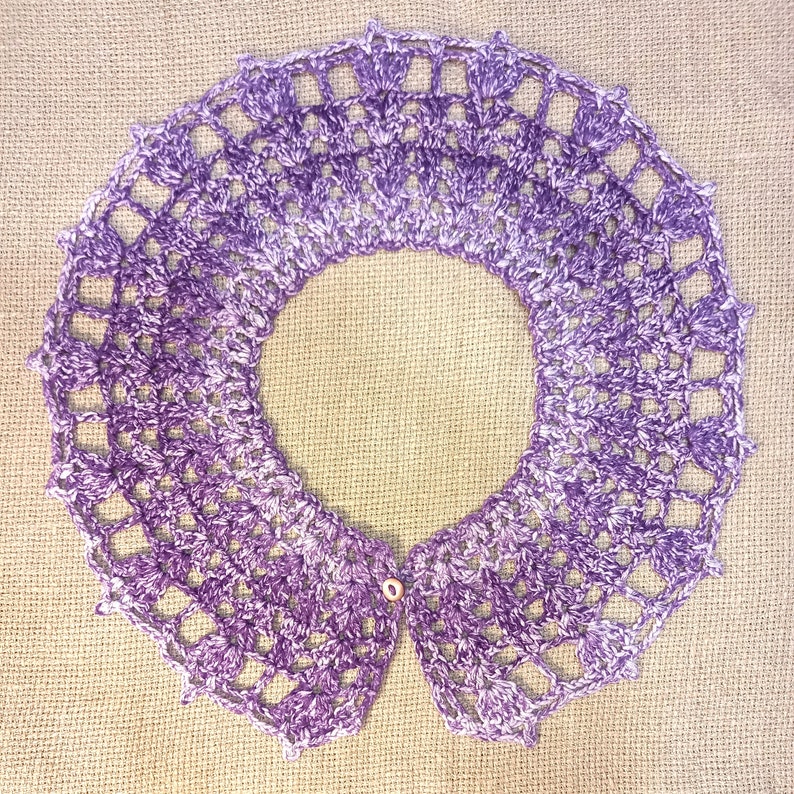 Handmade crochet detachable collar, lavender shaded lace collar