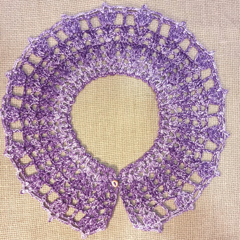 Handmade crochet detachable collar, lavender shaded lace collar