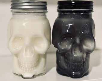 Halloween Skull Wood Wick Candle - Essential & Fragrance Oils