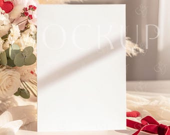 Minimalistic Valentine Invite Mockup, Love 5x7 Card Template, Valentine's Day Greeting Invitation Mock-up, Romantic PostCard PSD