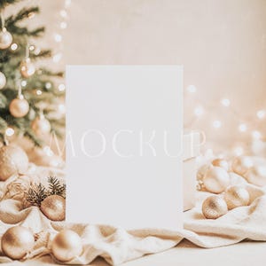 Maqueta de tarjeta de invitación de Año Nuevo de invierno, maqueta de tarjeta de invitación de estilo bohemio navideño, maqueta de postal navideña PSD, maqueta de tarjeta de invitación navideña de 5 x 7