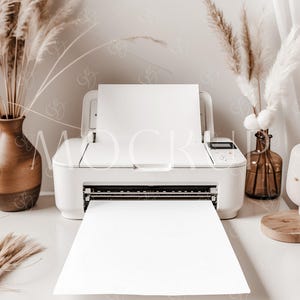 Maquete de impressora branca, maquete de página de impressão de impressora de mesa minimalista, maquete de folha de papel de impressora Boho, maquete de carta em branco para impressão de impressora