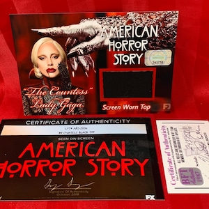 Echantillon de chemise usée Lady Gaga « The Countess » American Horror Story