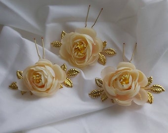 Flower hair pin, wedding hair accessory,  bridesmaids hair pins