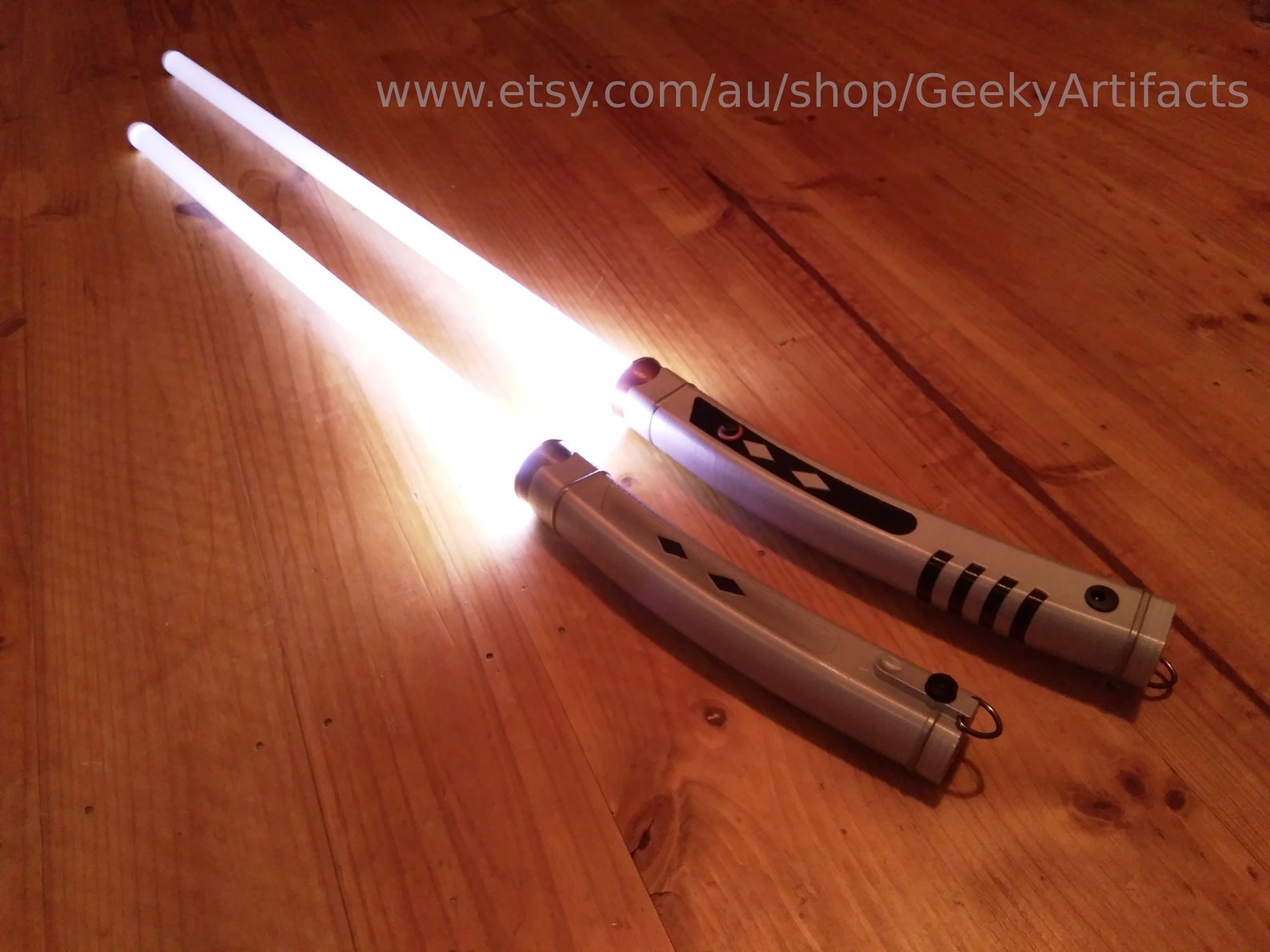 Ahsoka Tano Dual Lightsabers Rebelles Sabre laser Stunt - Etsy France