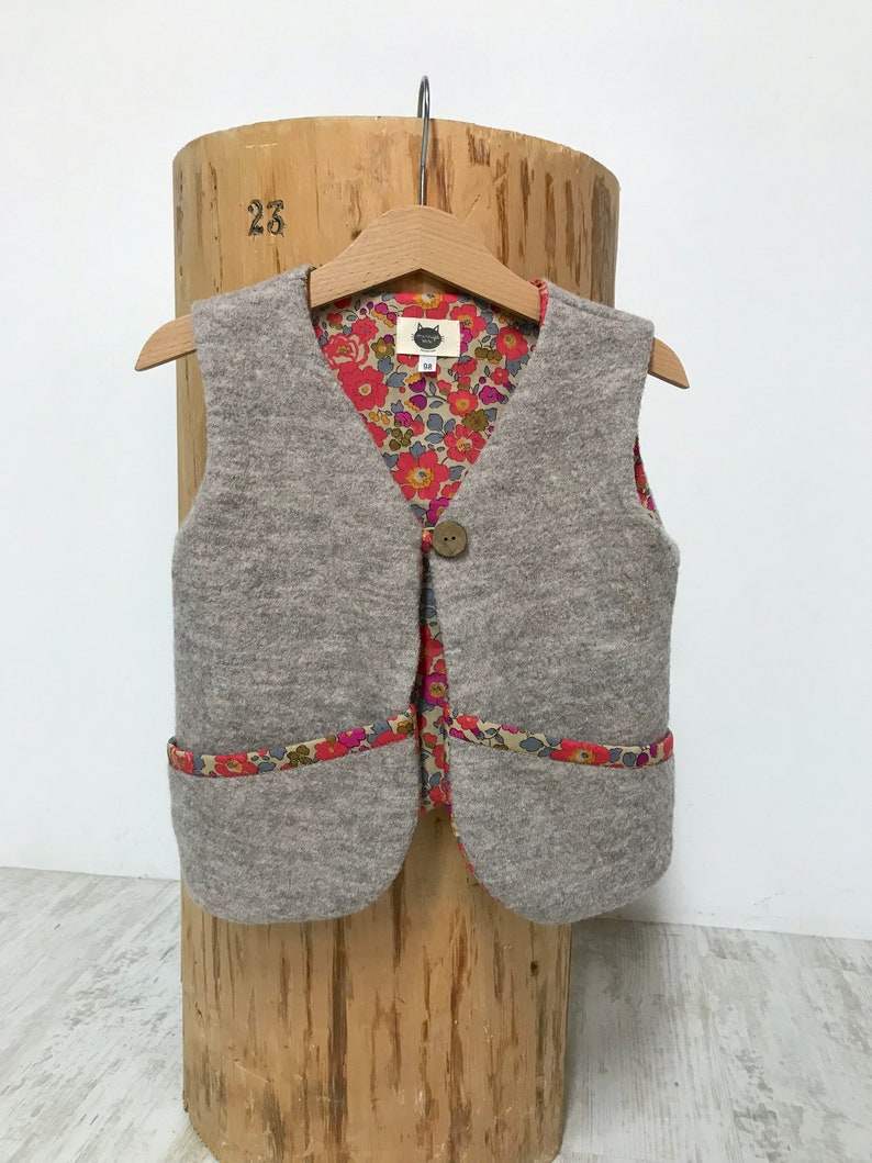 Gilet de berger, veste sans manches en laine et liberty, avec poches image 2