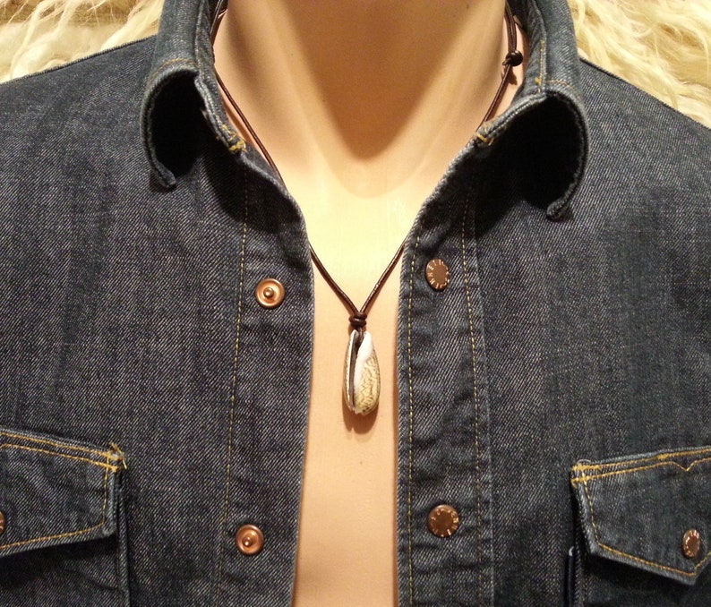 Men Surfer Necklace Leather Choker Necklace Mens Beach Necklace Men/'s Leather Necklace Shell Jewelry Leather Long Necklace