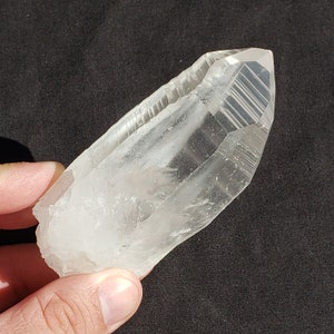 Lemurian Quartz Point / Wand - Serra do Cabral, Minas Gerais - 179.2 grams