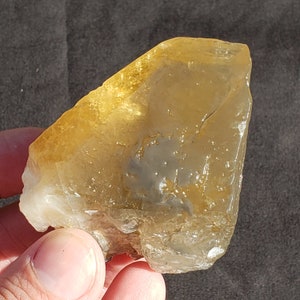 Dogtooth Calcite Point - Morocco - 131.7 grams