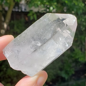 Clear Quartz Point - Diamantina, Brazil - Rainbows