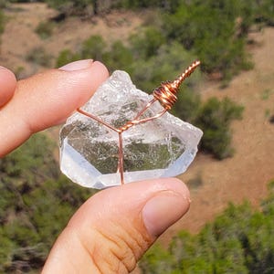 Faden Quartz Copper Wire Wrap Pendant - Pakistan