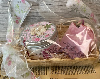 Geschenkset Rosenseife und Rosen-Sheasahne - Rose Soap and Rose scented shea butter set - Soapisch
