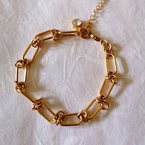 Gorgeous Gold-Plated Paperclip Charm Bracelet with Single Crystal Charm ~ UK Seller ~ Great Gift!