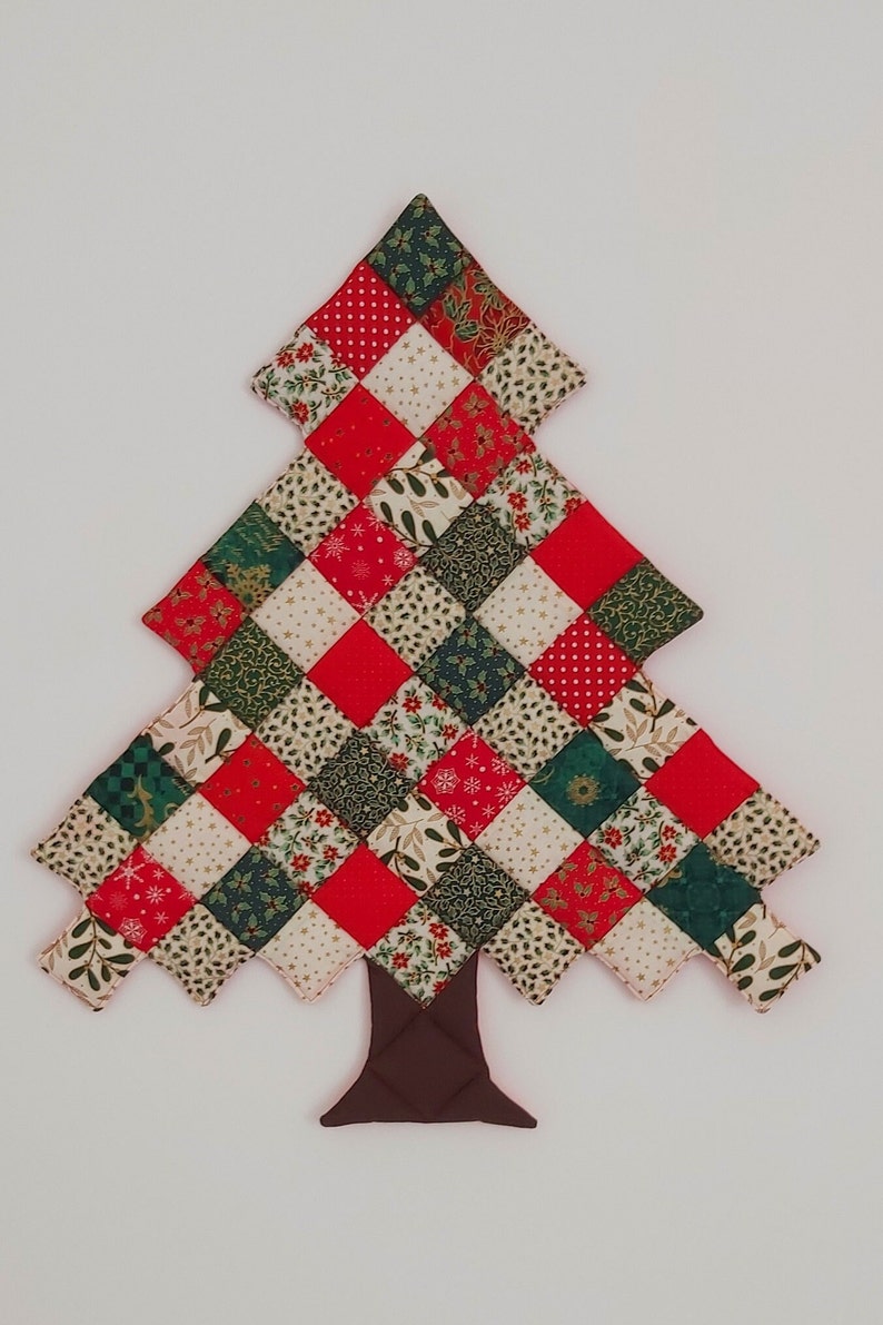 Quilted Christmas Tree Wall Hanging - Etsy UK