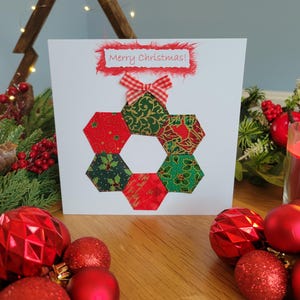 Handmade Patchwork Hexagon Wreath Christmas Card: Gingham Bow