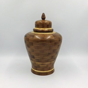 Cremation Urn | 250 cu. in. Wood Cremation Urn | urn038
