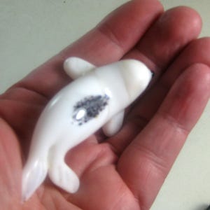 blown glass animal seal white miniature murano style figurine art ornament decor 2.9x0.8x1.5 inches Fast shipping from USA