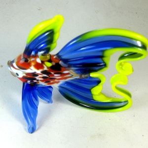 blown glass animal sea  Betta Gold  Fish blue yellow  Murano style figurine art ornament decor miniature 4.0x4.0x2.2&quot;