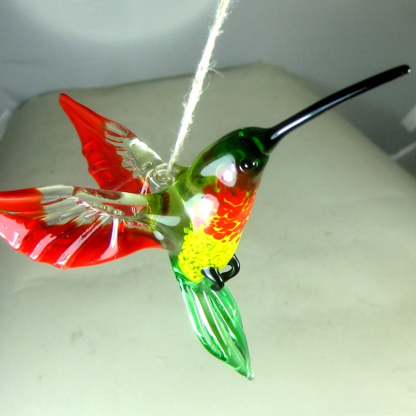blown glass animal bird Hummingbird hanging green yellow red figurine art ornament L-4.9 H-4.0 W-2.6 inches