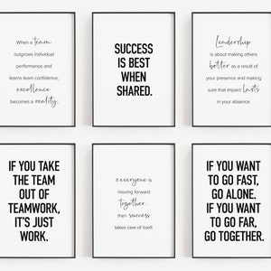 Peut inclure: Six affiches de motivation encadr&eacute;es de noir avec un fond blanc et du texte noir. Les affiches pr&eacute;sentent des citations sur le travail d'&eacute;quipe, le leadership et le succ&egrave;s. Les citations sont : "Quand une &eacute;quipe d&eacute;passe les performances individuelles et apprend la confiance en &eacute;quipe, l'excellence devient une r&eacute;alit&eacute;.", "Le succ&egrave;s est meilleur lorsqu'il est partag&eacute;.", "Le leadership consiste &agrave; rendre les autres meilleurs gr&acirc;ce &agrave; votre pr&eacute;sence et &agrave; vous assurer que l'impact dure en votre absence.", "Si vous retirez l'&eacute;quipe du travail d'&eacute;quipe, ce n'est que du travail.", "Si tout le monde avance ensemble, alors le succ&egrave;s prend soin de lui-m&ecirc;me.", et "Si vous voulez aller vite, allez seul. Si vous voulez aller loin, allez ensemble."