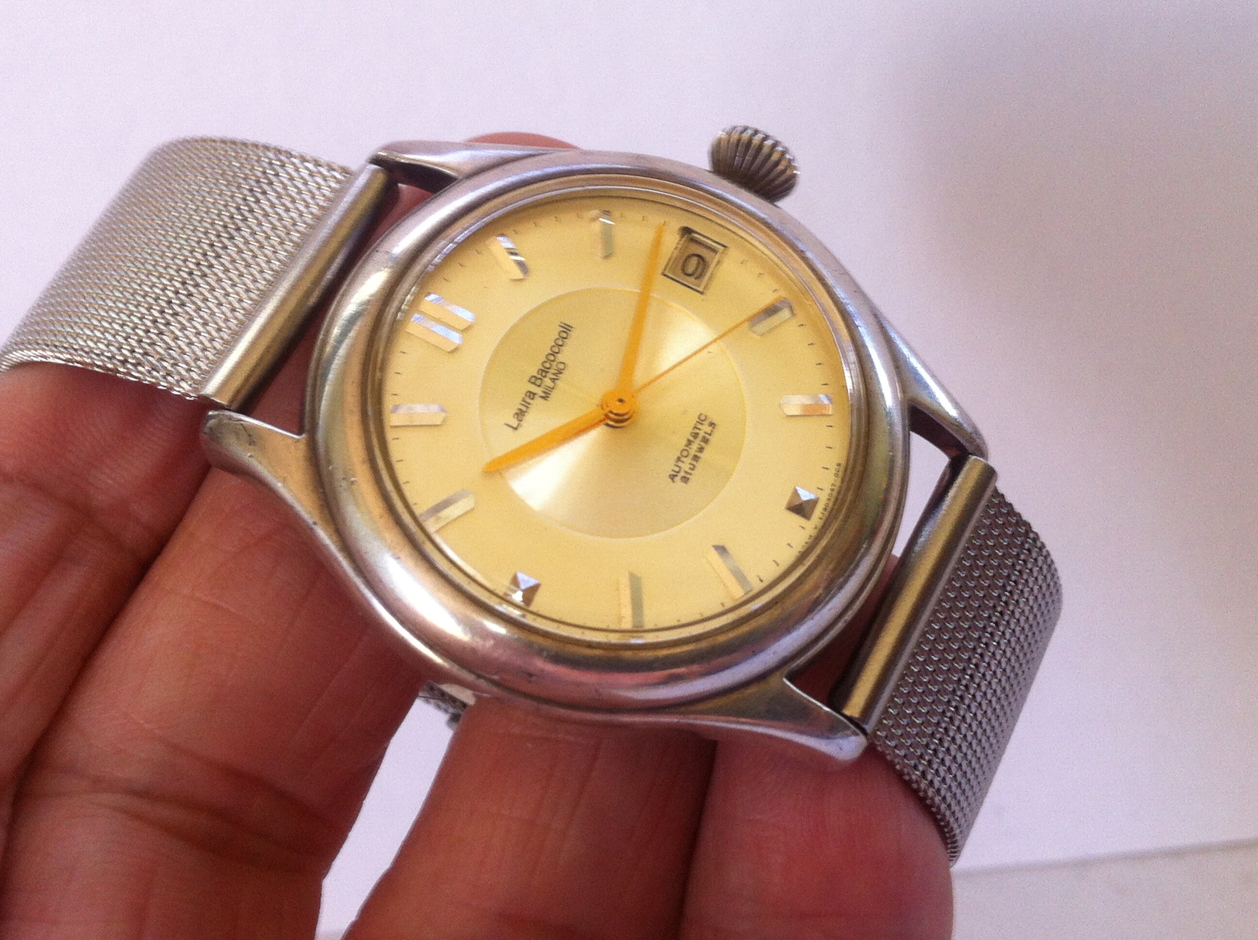 laura bacoccoli milano watch