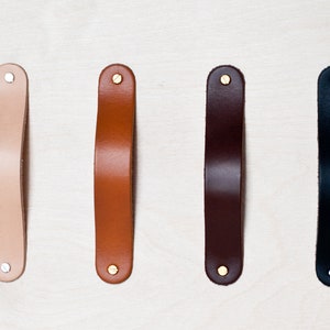 Poignée cuir, Leather Drawer Pulls, leather door pulls,Leather Door Handles, Leather Knobs, Cupboard Handles, Leather Drawer Pulls