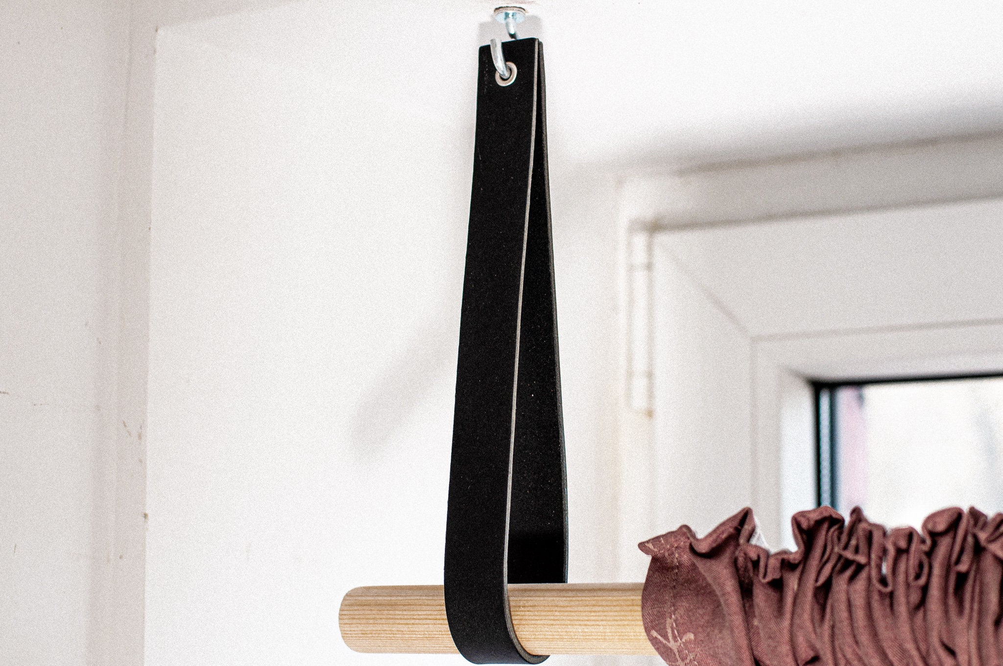 Leather Ceiling Straps Hanging Dowel Holder Clothing Rack Rod