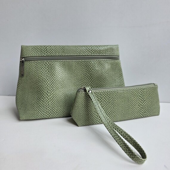 CLINIQUE Faux Snakeskin Cosmetic Bag Set — New Spring Green — NEW