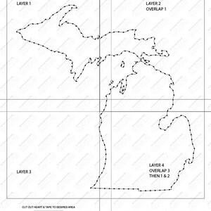 Peut inclure: Un modèle imprimable pour créer un artisanat de papier en couches de l'état du Michigan. Le modèle est dimensionné pour du papier de 8,5 x 11 pouces et il est recommandé de l'imprimer sur un carton de 15 x 17 pouces. Le modèle comprend quatre couches, avec des instructions pour superposer les couches 3, puis 1 et 2. Une forme de cœur est incluse à découper et à coller à l'endroit souhaité.