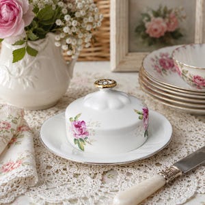 Royal Albert American Beauty Butter Dish Vintage Bone China England Rose Floral