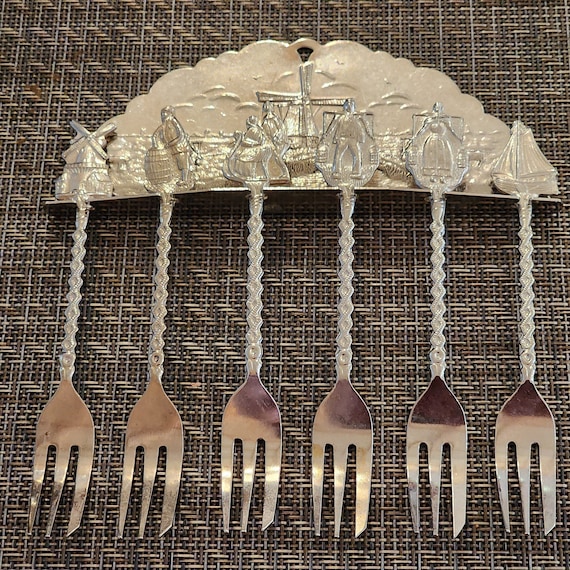 Novalux Plate Fish Forks Set by Royal Dutch Silverworks Company