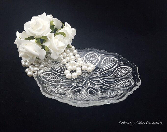EAPG US Glass New Jersey Clear 8" Plate Dish