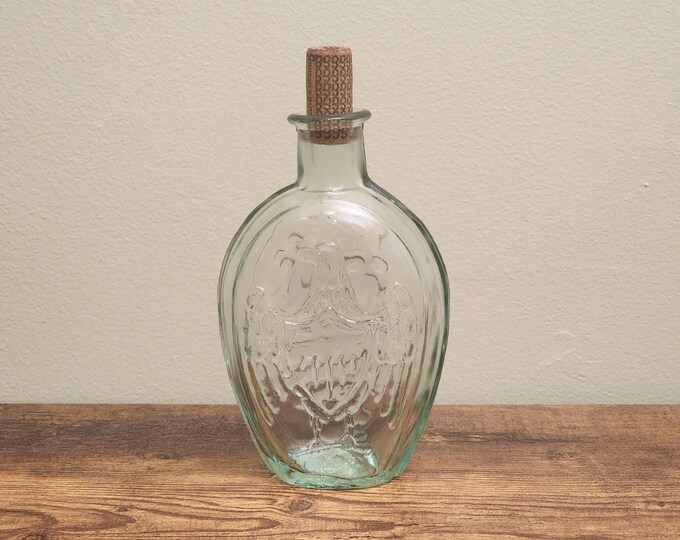 Vintage Glass Flask with Eagle – Bicentennial Collectible for Bar or Shelf Decor