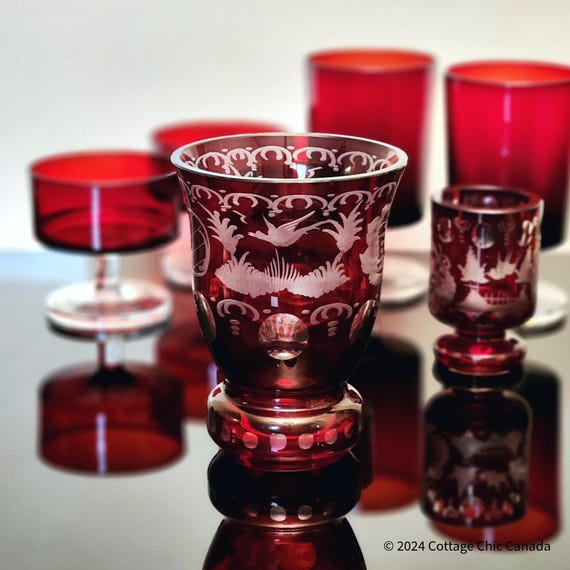 Bohemian Wittwe Kristall Ruby Red Cut-to-Clear Crystal Beaker Vase – Mid Century Czech