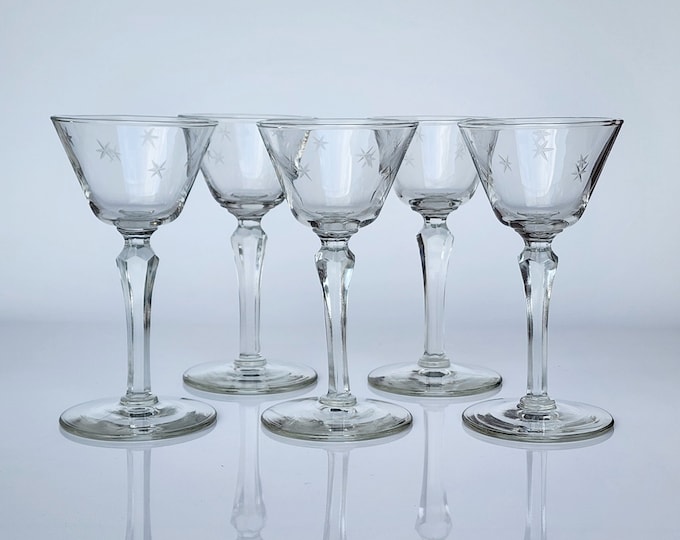 Mid Century Set of 5 Libbey Star Etched Cordial Glasses