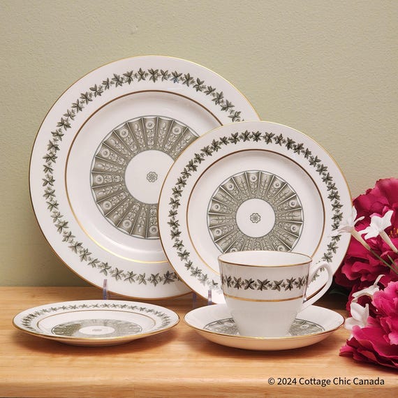 Spode Provence Dinnerware Set: Mid-Century Bone China, Green Floral Gold Trim