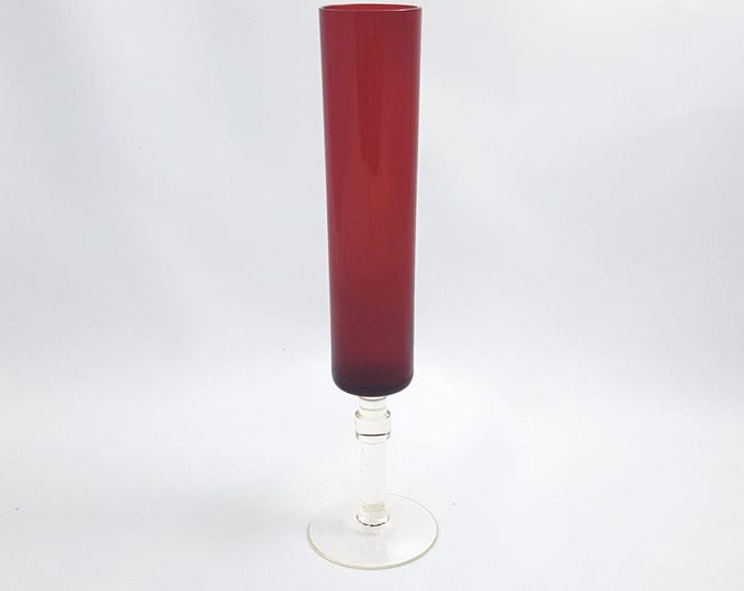 Ruby Red Fluted Champagne Glass for Modern Home Decor Gifts