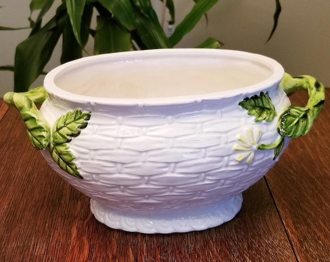 Lefton Mid Century Rustic Daisy Bowl with Handles & Basket Weave Design