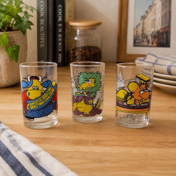 Vintage Brand’s Essence of Chicken 白蘭氏雞精 Promotional Glasses Set of 3 Cartoon Character Tumblers