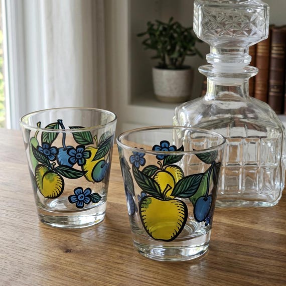 Vintage Dominion Glass Fruit Tumblers Set of 2 – Mid Century Water Juice Drinkware Canada