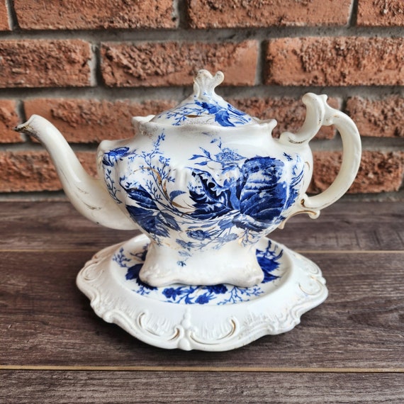 Burgess and Leigh Flow Blue Teapot – Antique Victorian Porcelain England