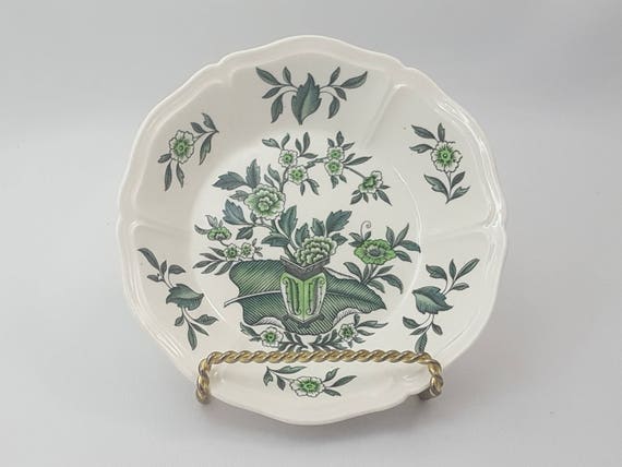 Wedgwood Green Leaf Fruit Dessert Bowls, Stoneware Dinnerware Made in England, Set of 2